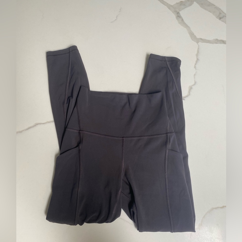 EUC- Lululemon leggings size 2